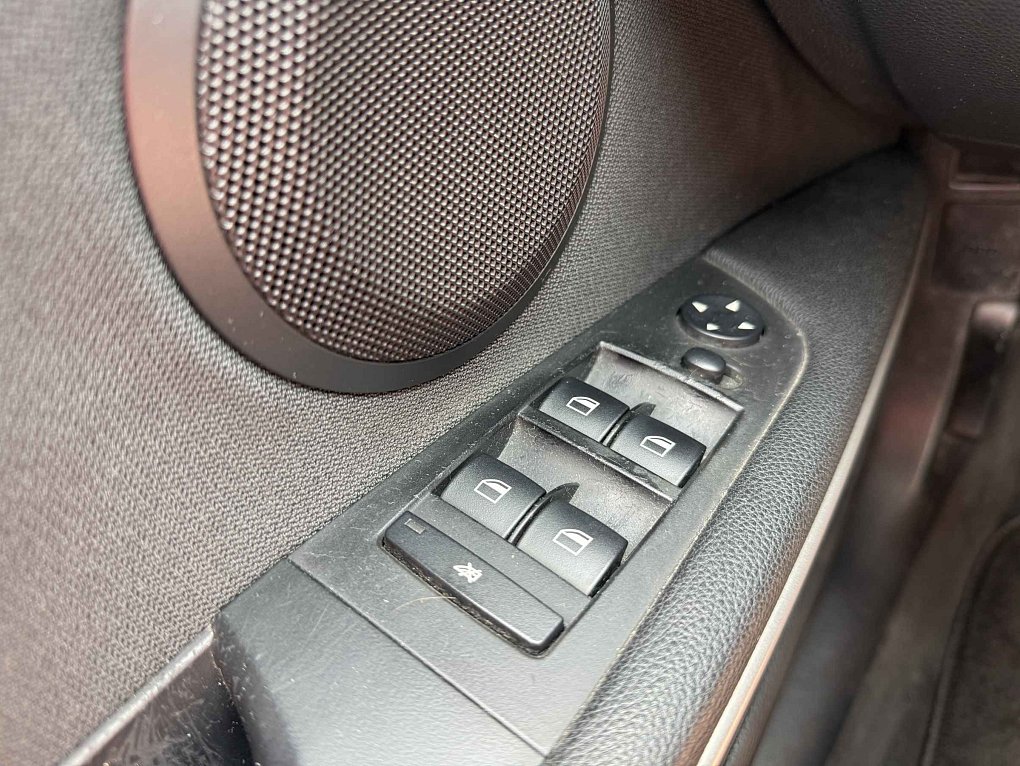 BMW Řada 3 2.0 i  318i