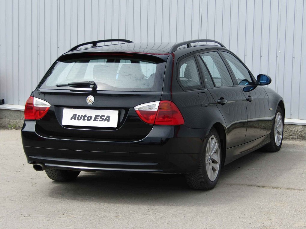 BMW Řada 3 2.0 i  318i