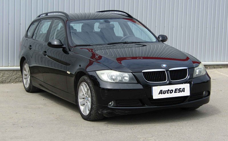 BMW Řada 3 2.0 i  318i