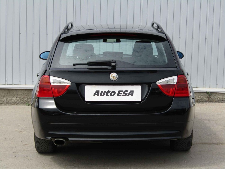 BMW Řada 3 2.0 i  318i