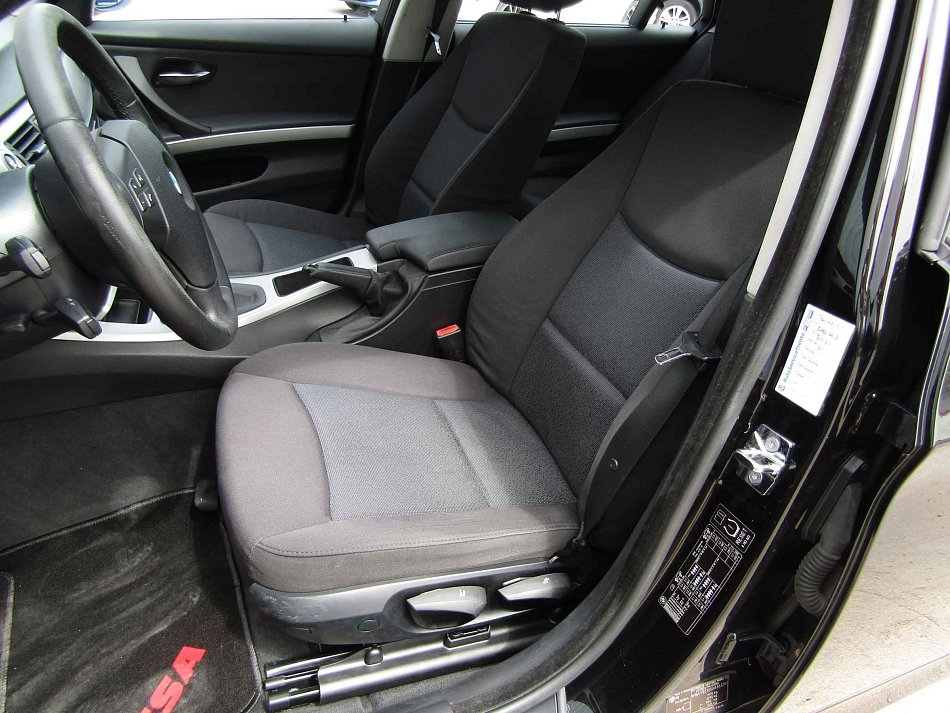 BMW Řada 3 2.0 i  318i