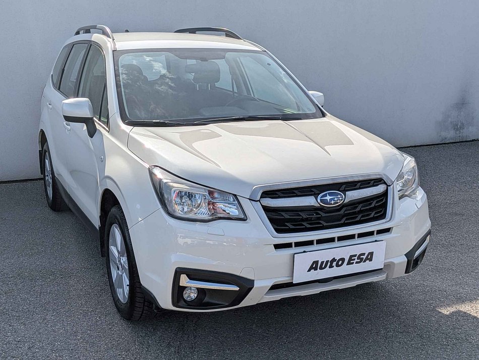 Subaru Forester 2.0i  4x4