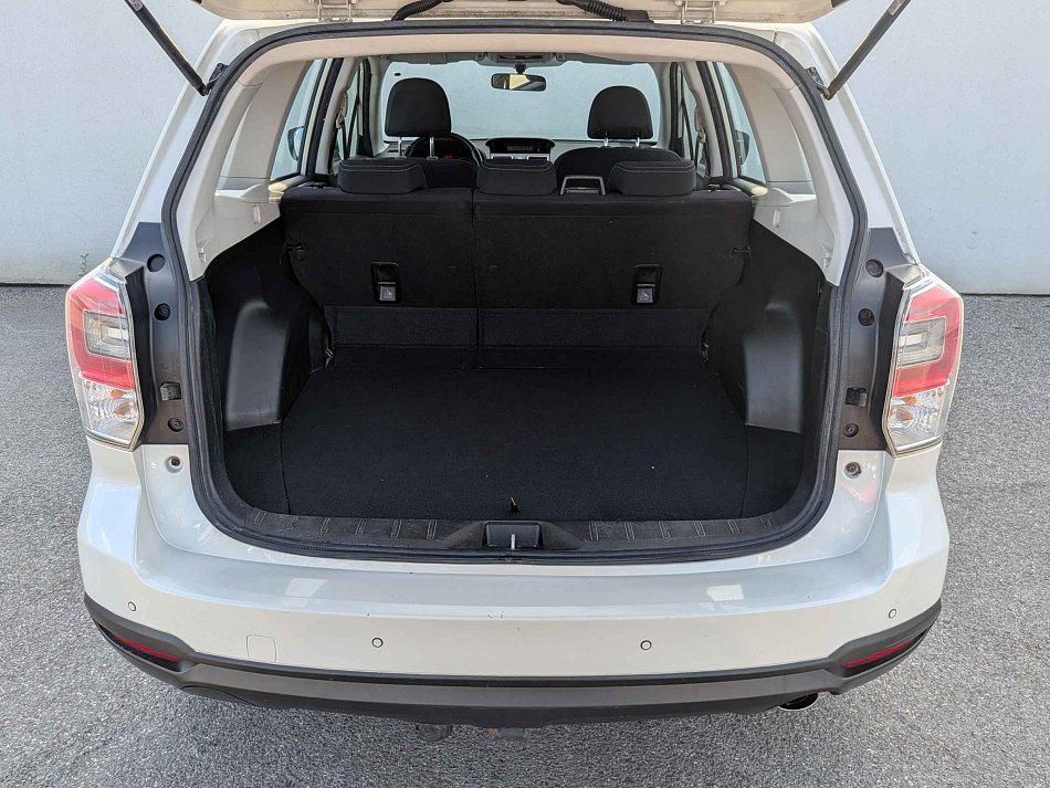 Subaru Forester 2.0i  4x4