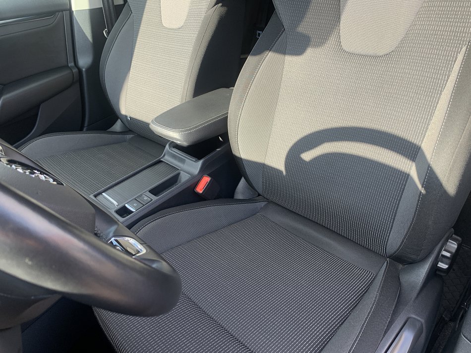 Škoda Octavia IV 2.0 TDi 