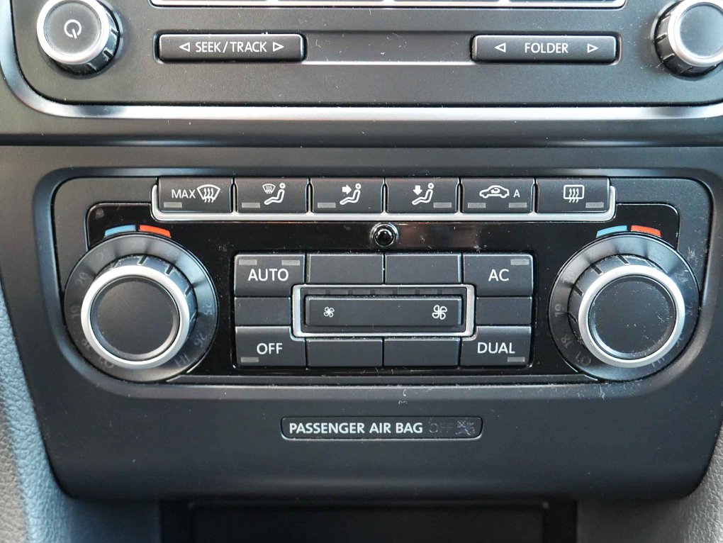 Volkswagen Golf 1.6 TDi 