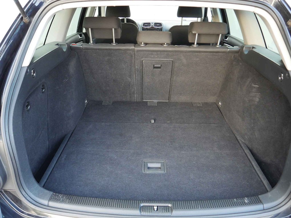 Volkswagen Golf 1.6 TDi 