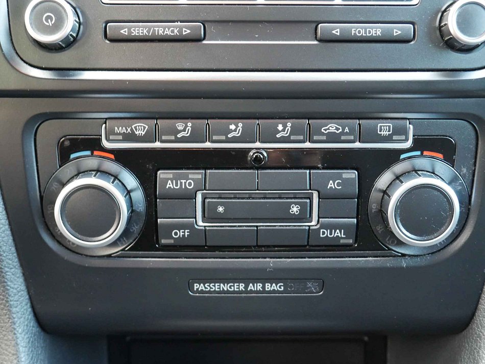 Volkswagen Golf 1.6 TDi 