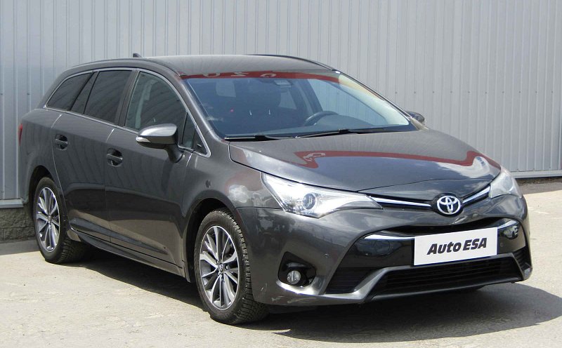 Toyota Avensis 2.0 D 