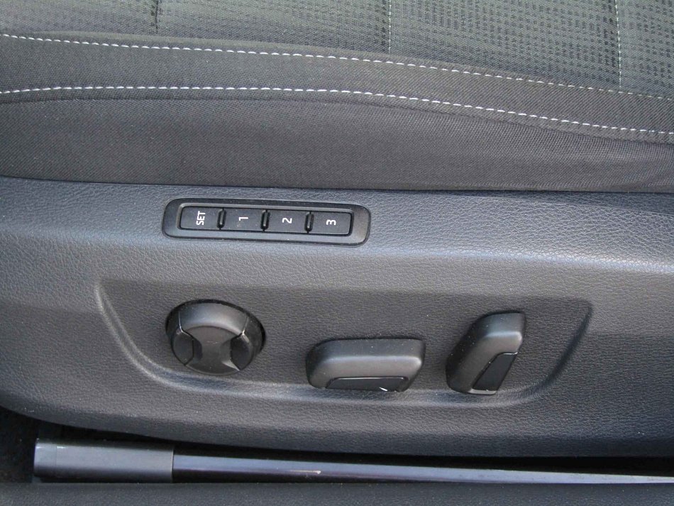 Škoda Superb III 2.0 TDi Style
