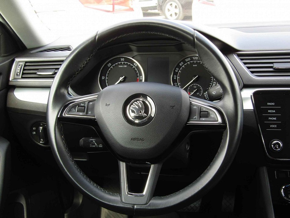 Škoda Superb III 2.0 TDi Style