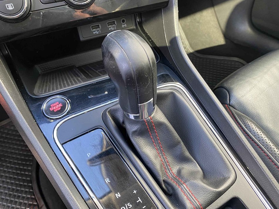 Seat Leon 2.0 TDi FR