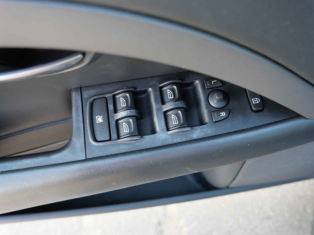 Volvo V70 2.5 