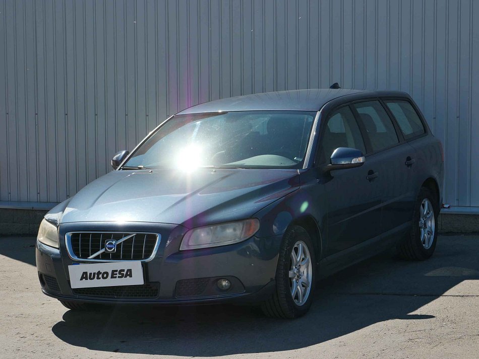 Volvo V70 2.5 