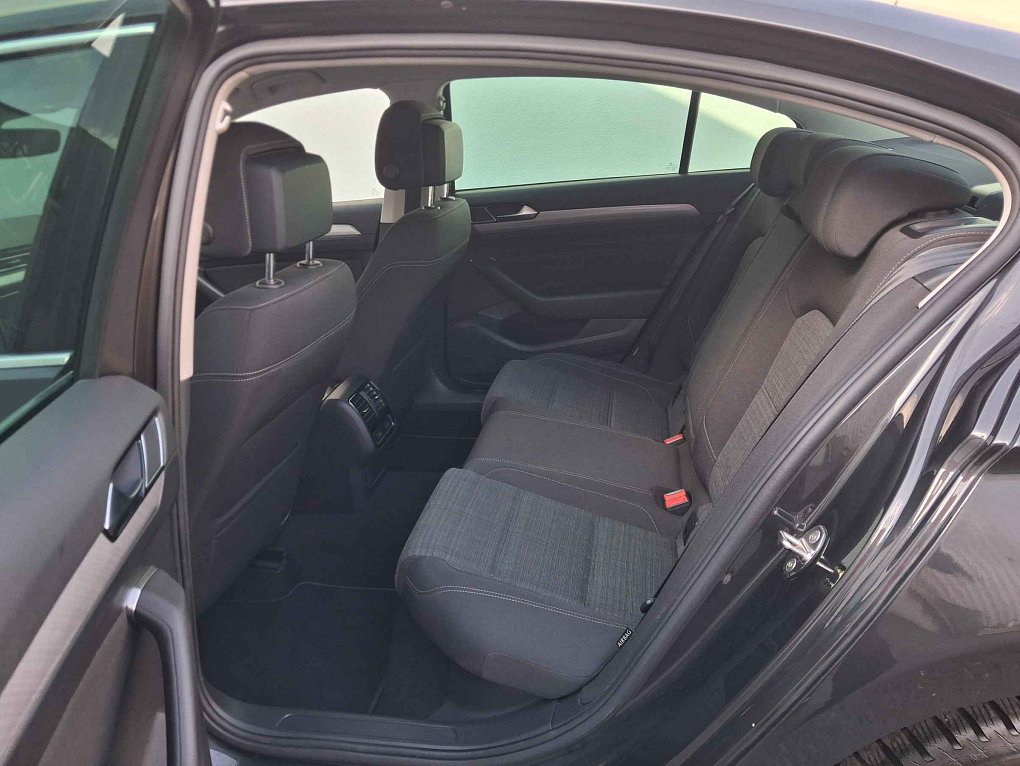 Volkswagen Passat 1.5TSI Business