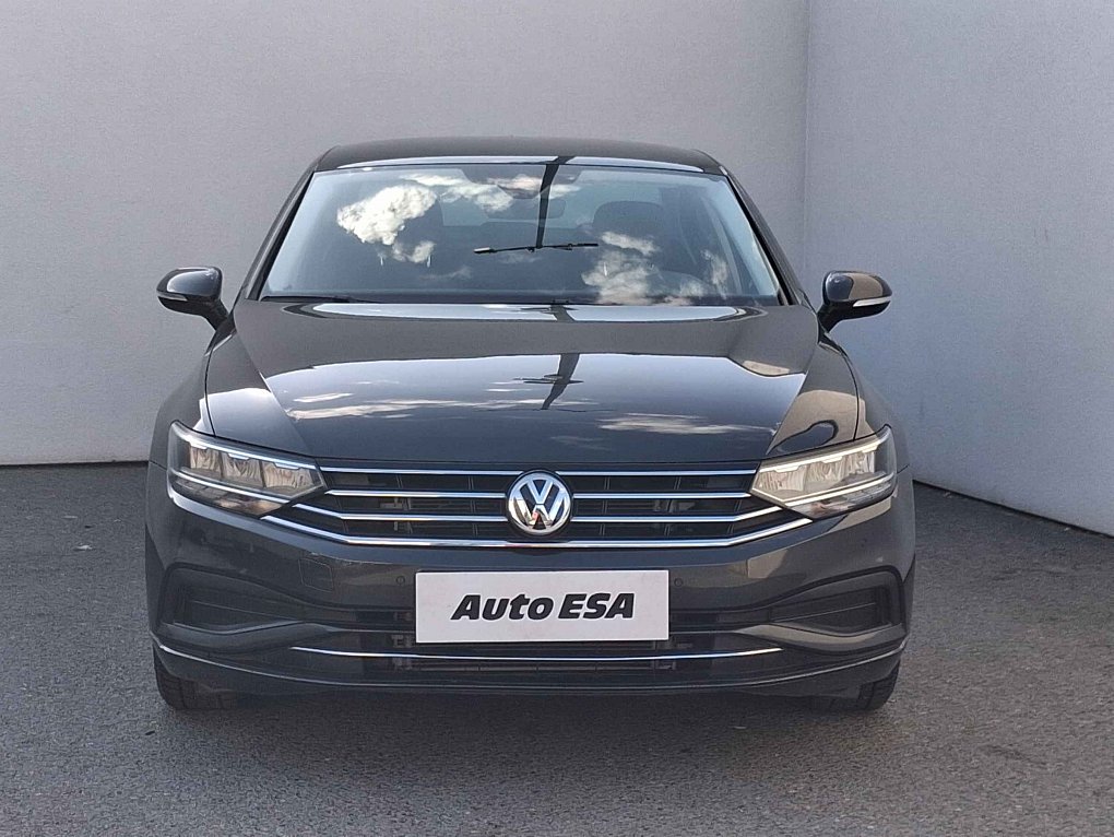 Volkswagen Passat 1.5TSI Business