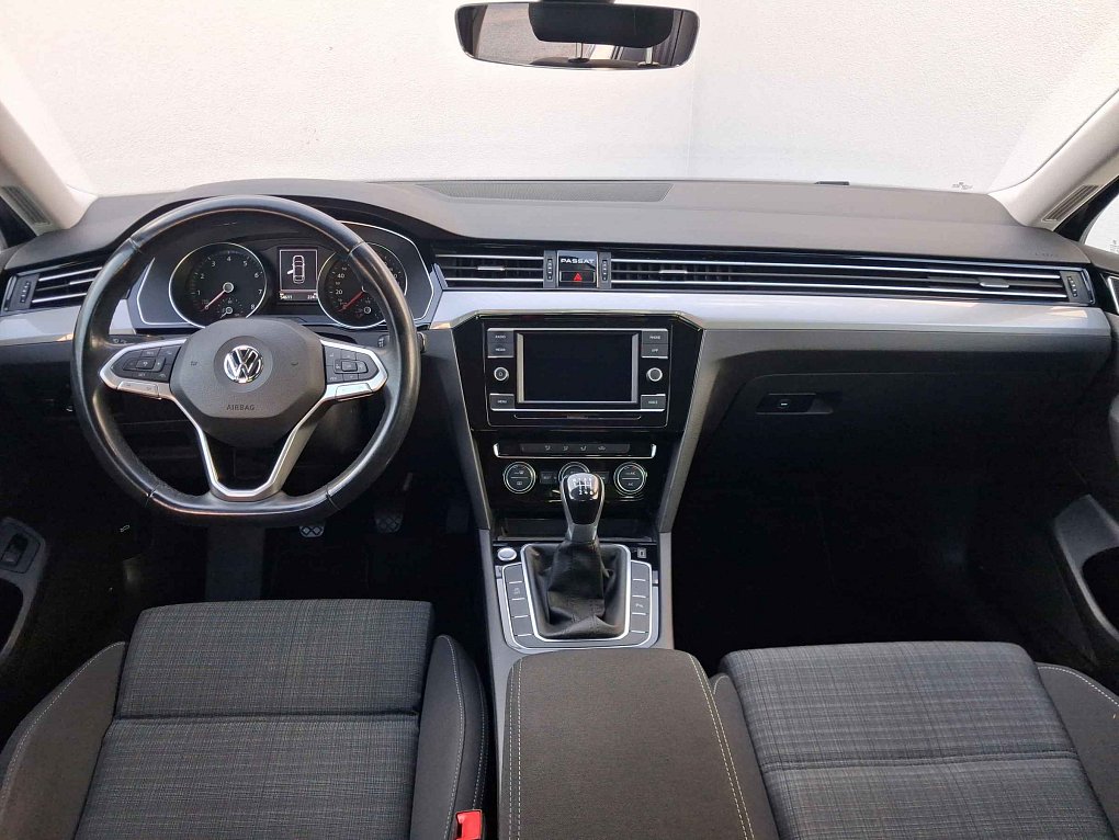 Volkswagen Passat 1.5TSI Business
