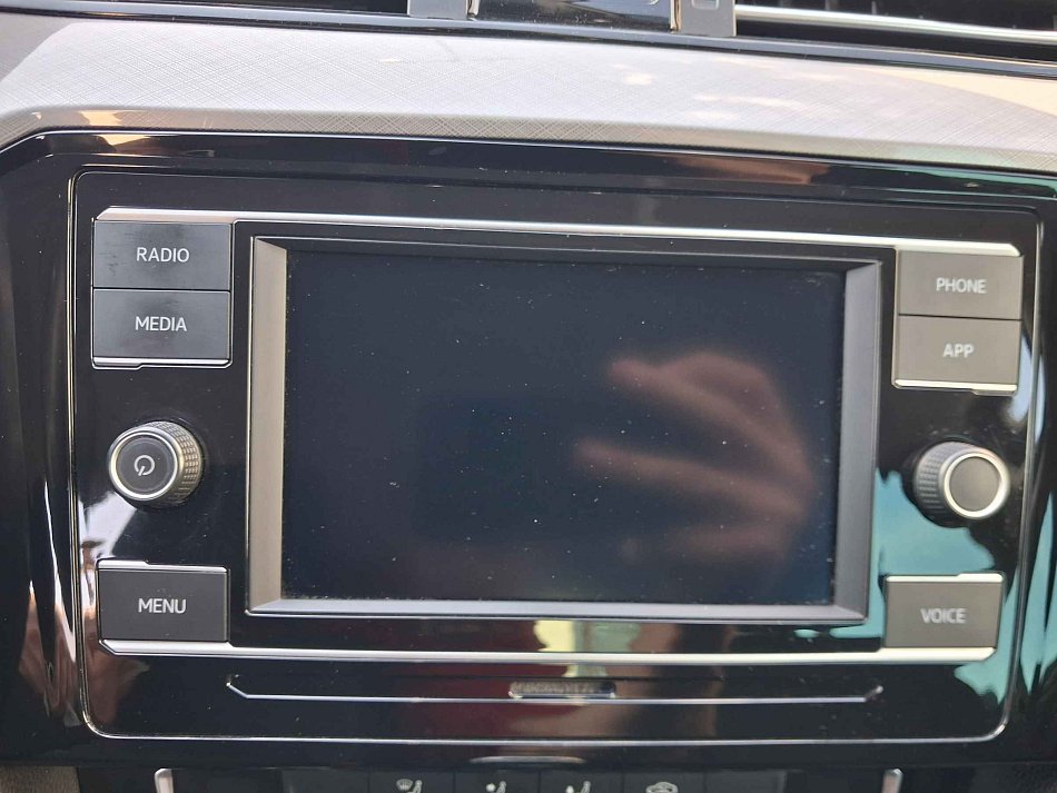 Volkswagen Passat 1.5TSI Business