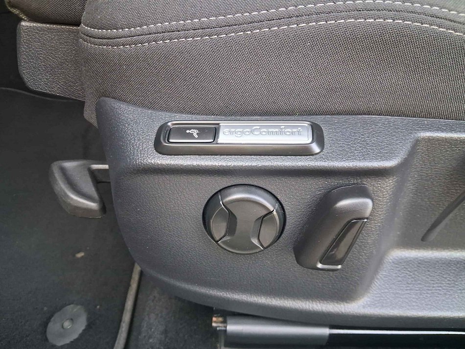 Volkswagen Passat 1.5TSI Business