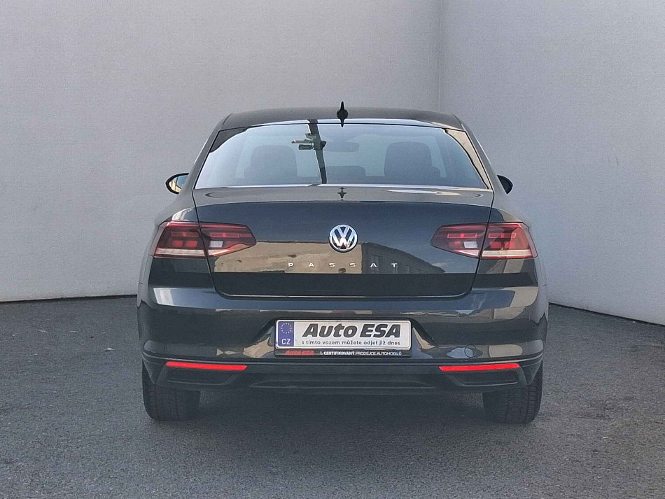 Volkswagen Passat 1.5TSI Business