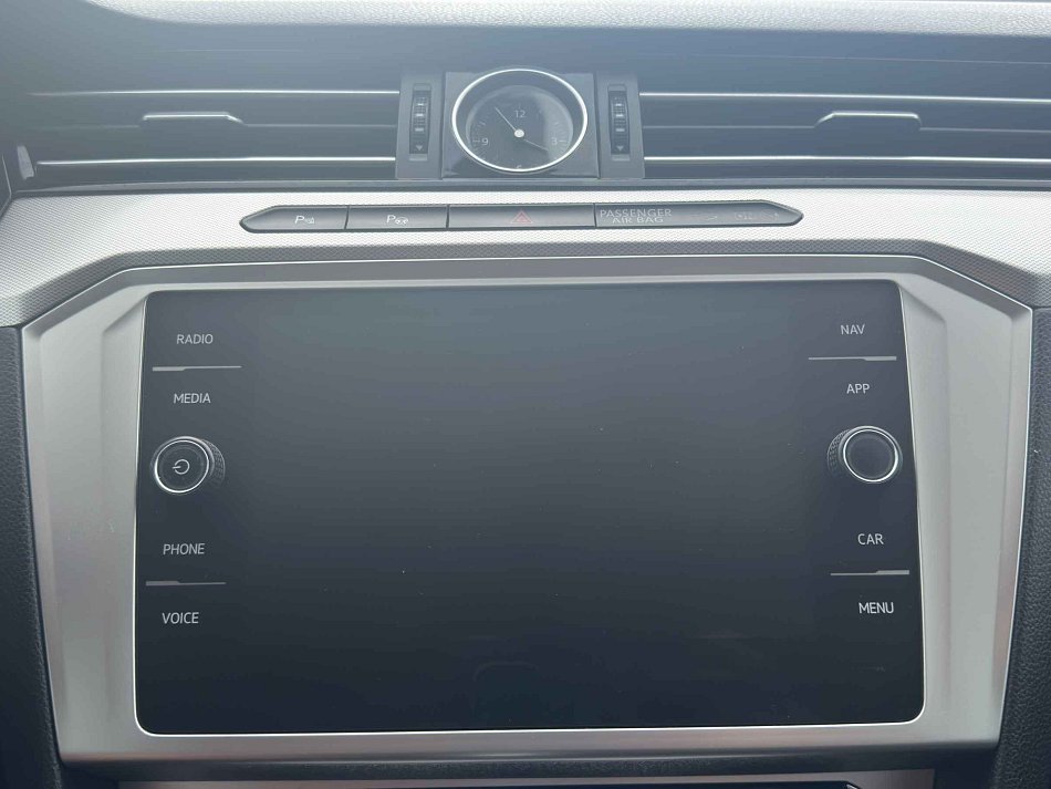 Volkswagen Passat 2.0 TDi 