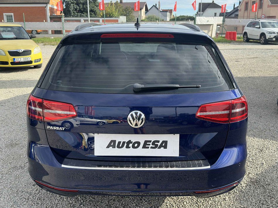 Volkswagen Passat 2.0 TDi 