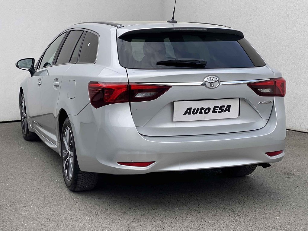Toyota Avensis 2.0 D-4D Sport