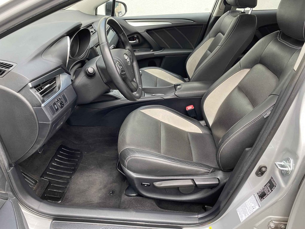 Toyota Avensis 2.0 D-4D Sport