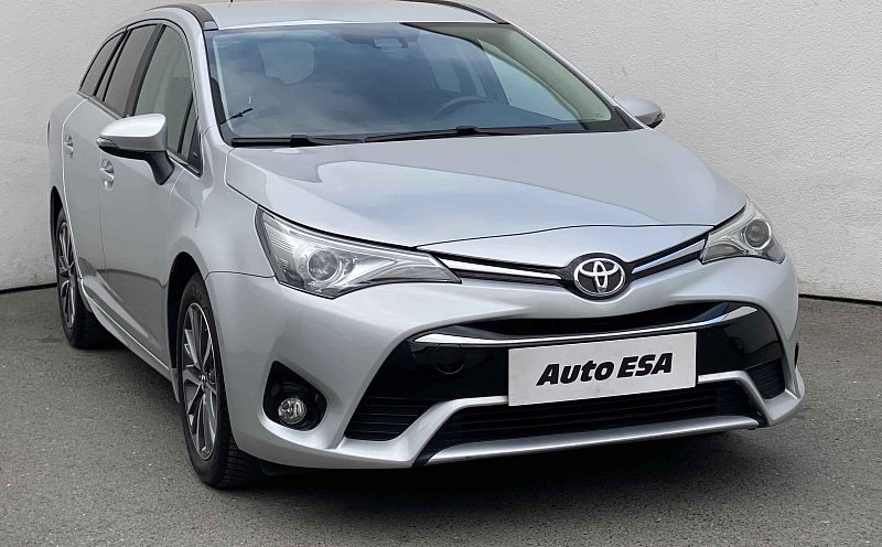 Toyota Avensis 2.0 D-4D Sport