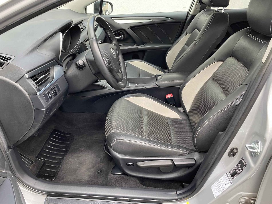 Toyota Avensis 2.0 D-4D Sport