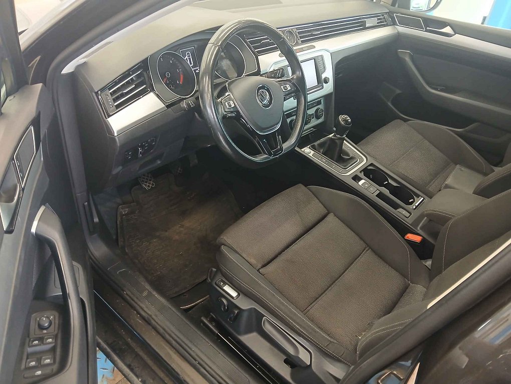 Volkswagen Passat 2.0 TDi 