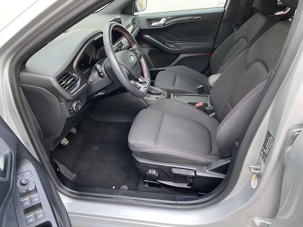 Ford Focus 1.0 EB ST-Line