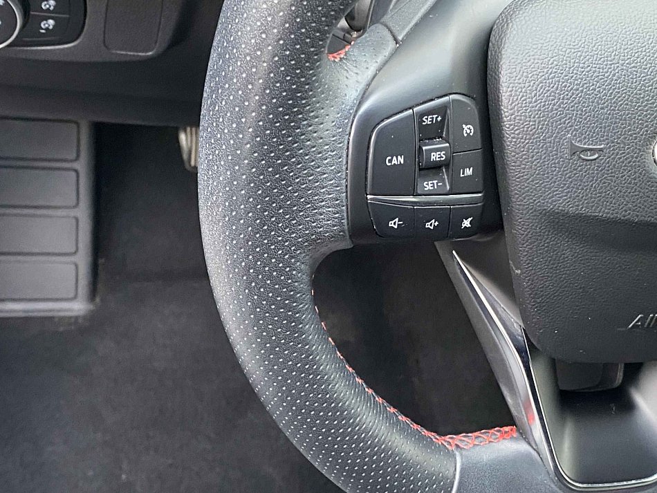 Ford Focus 1.0 EB ST-Line