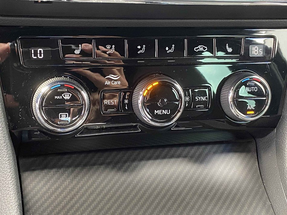 Škoda Superb III 2.0 TSi SportLine