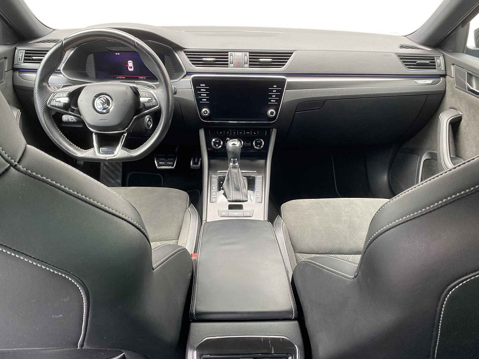 Škoda Superb III 2.0 TSi SportLine
