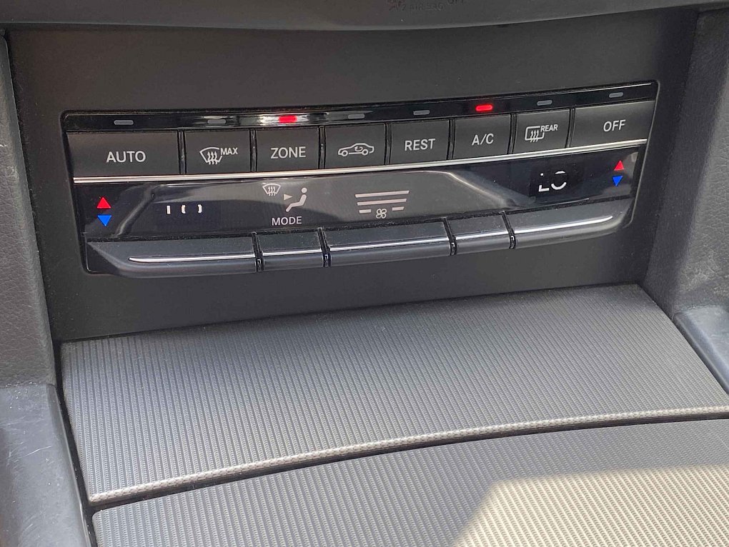 Mercedes-Benz Třída E 3.0 CDi Avantgarde E350 4matic