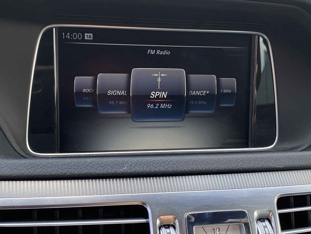 Mercedes-Benz Třída E 3.0 CDi Avantgarde E350 4matic