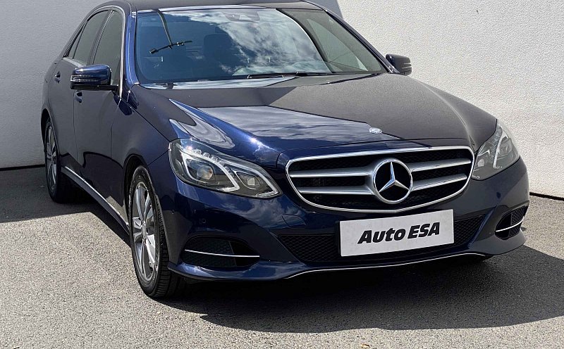 Mercedes-Benz Třída E 3.0 CDi Avantgarde E350 4matic