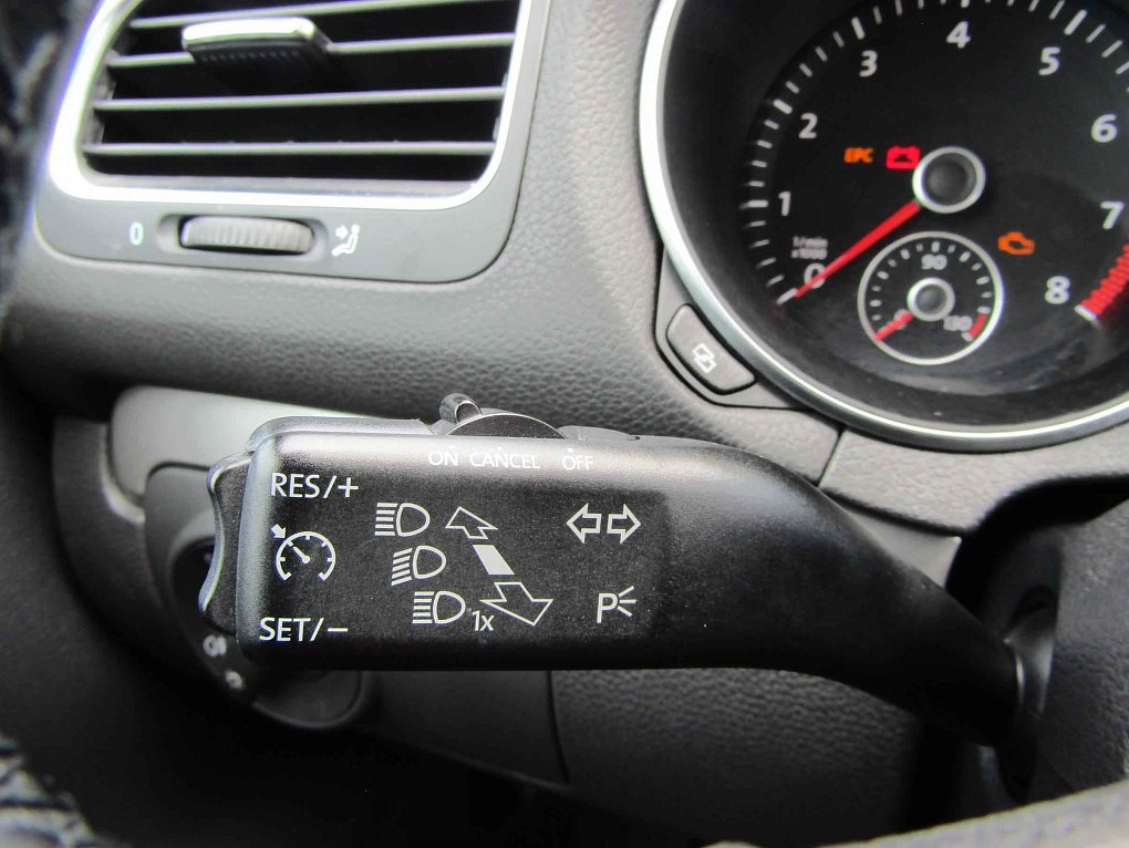 Volkswagen Golf 1.4i 