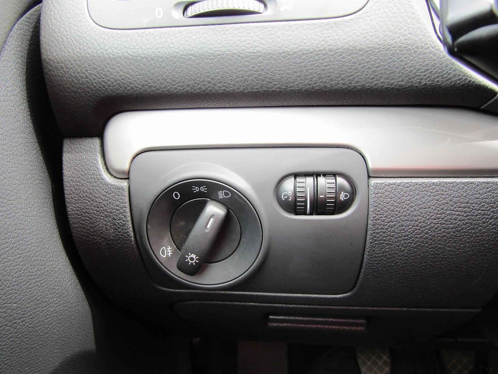 Volkswagen Golf 1.4i 