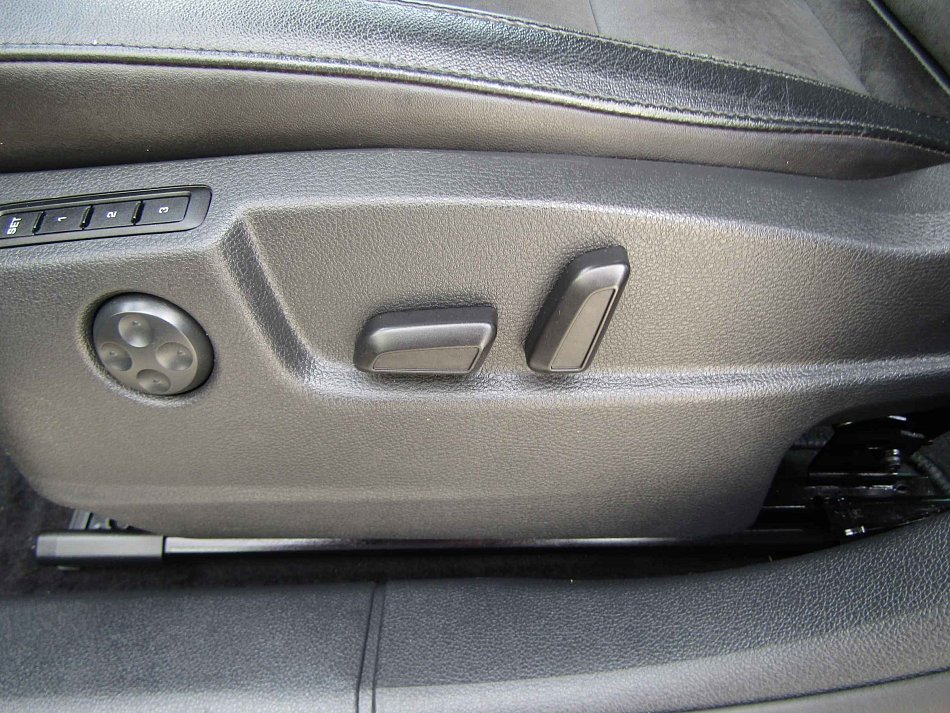 Škoda Superb II 2.0 TDi Elegance