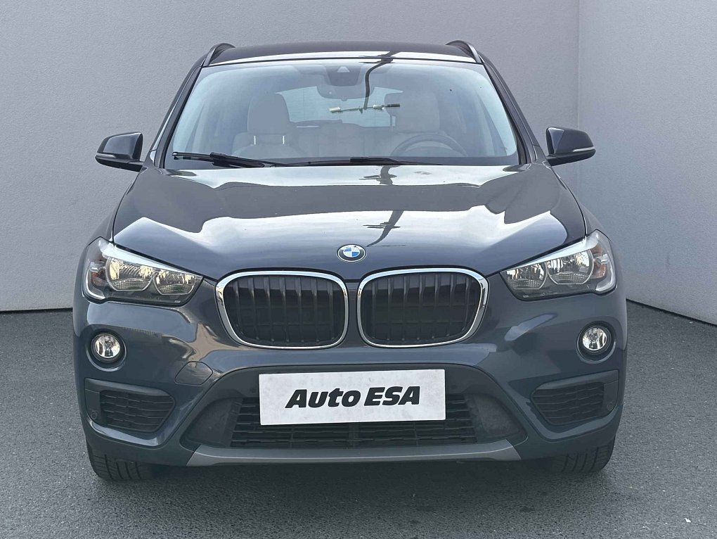 BMW X1 1.5d  SDrive16d