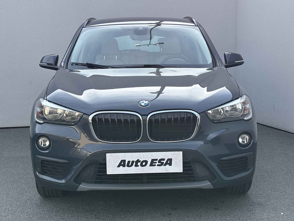 BMW X1 1.5d  SDrive16d