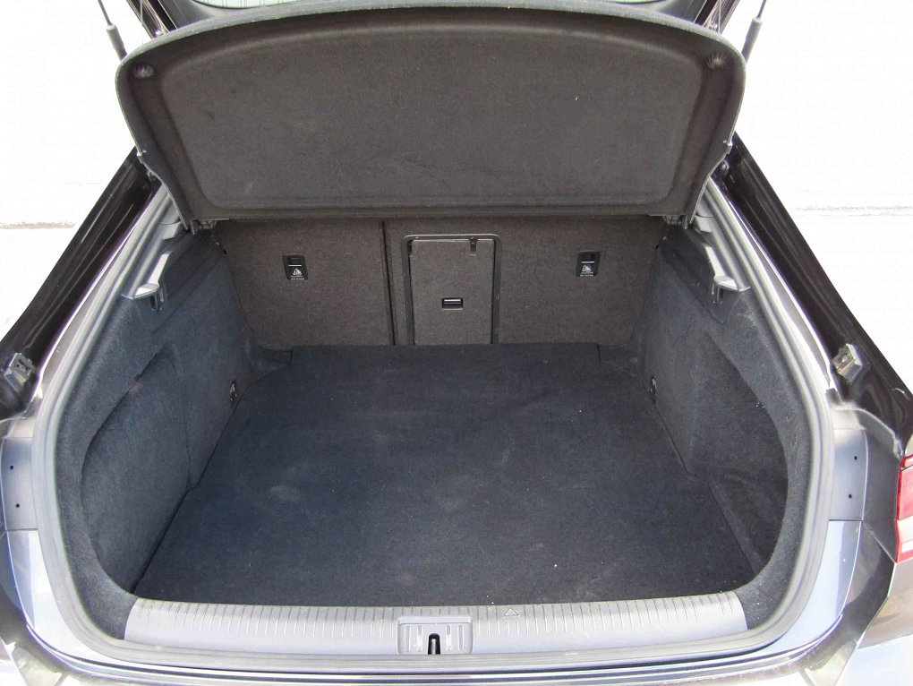 Volkswagen Arteon 2.0 TDi R-Line 4x4