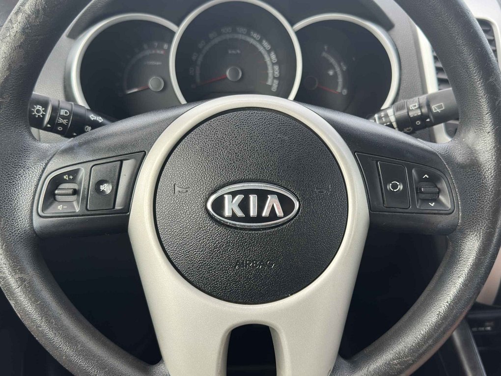 Kia Venga 1.4i 