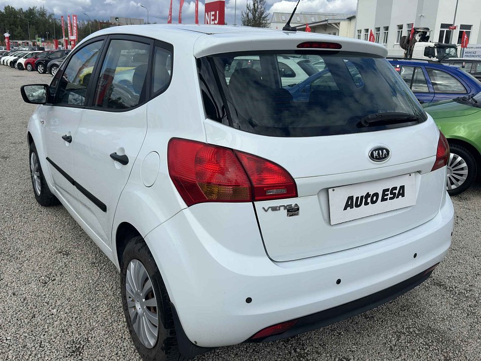 Kia Venga 1.4i 