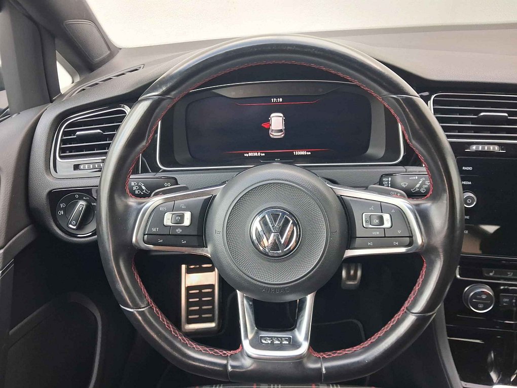 Volkswagen Golf 2.0 TSi GTi