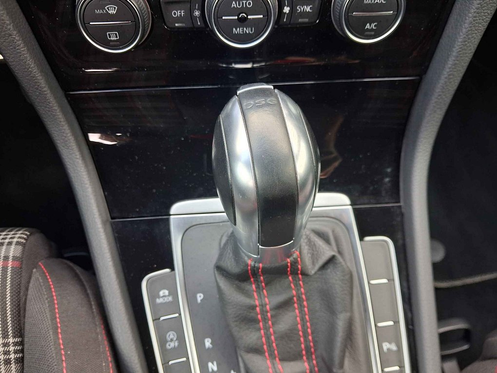 Volkswagen Golf 2.0 TSi GTi