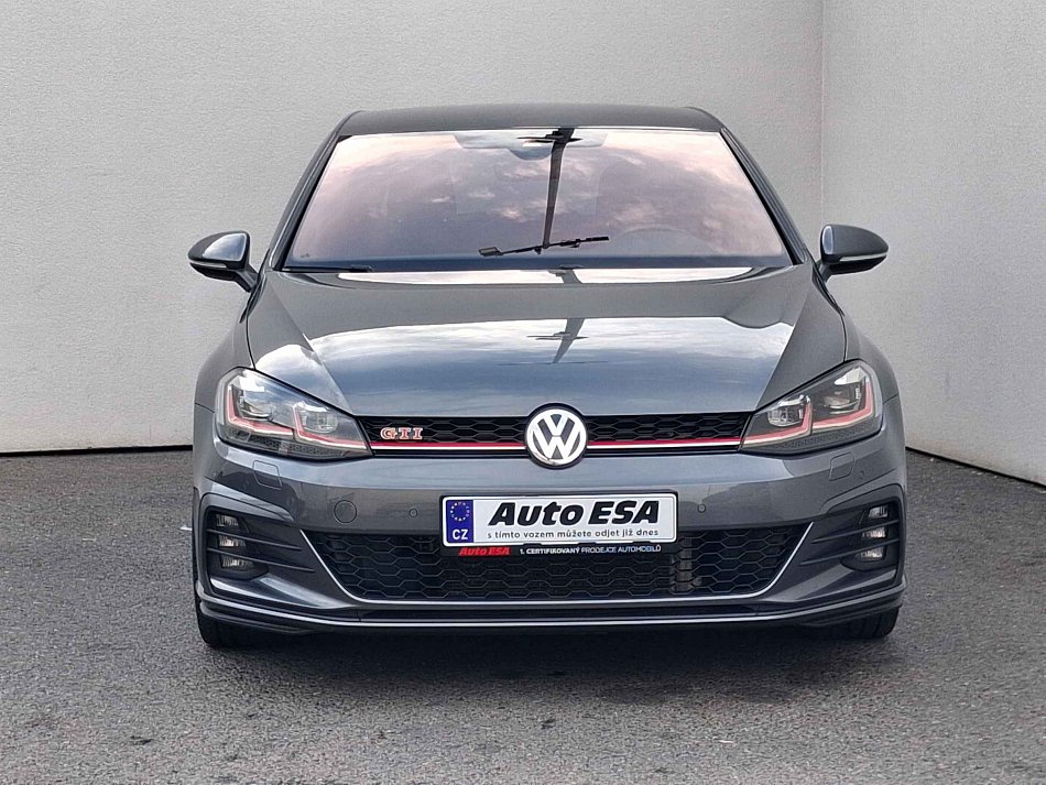 Volkswagen Golf 2.0 TSi GTi