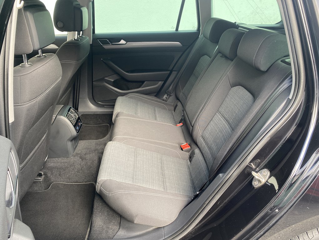 Volkswagen Passat 2.0 TDi Business