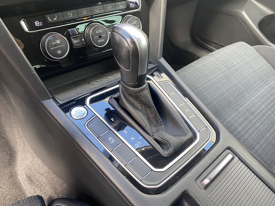 Volkswagen Passat 2.0 TDi Business